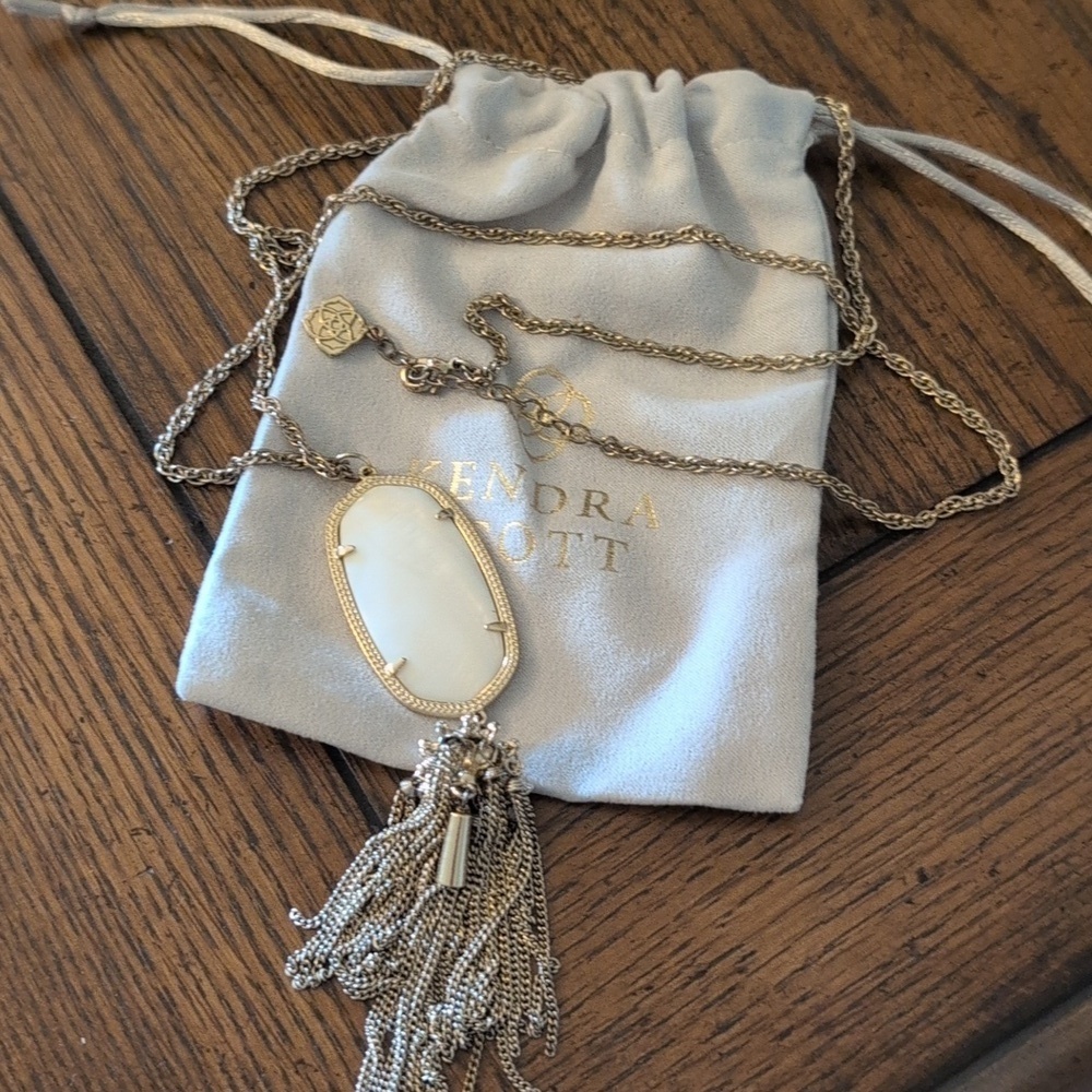 Kendra Scott Rayne Ivory Mother of Pearl Statement Drop Necklace - Picture 2 of 5